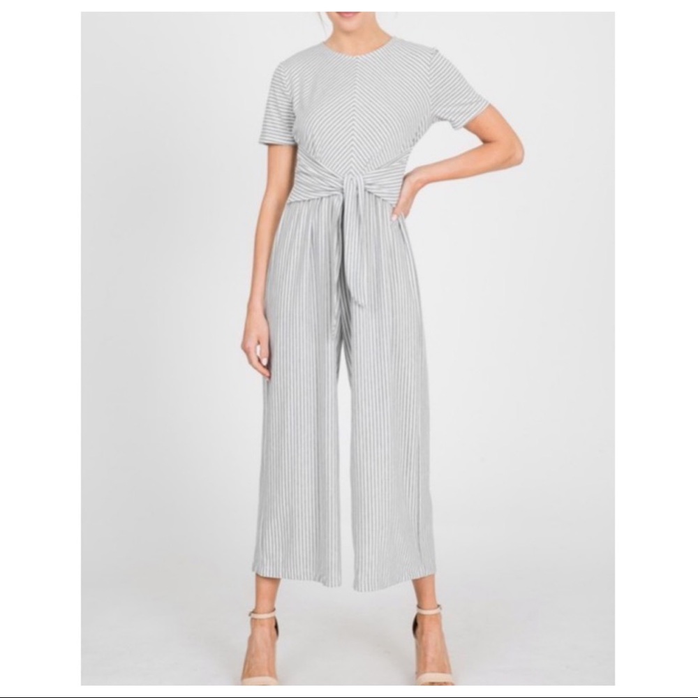 ✨LAST✨Ankle length striped front belted jumpsuit - Picture 4 of 7